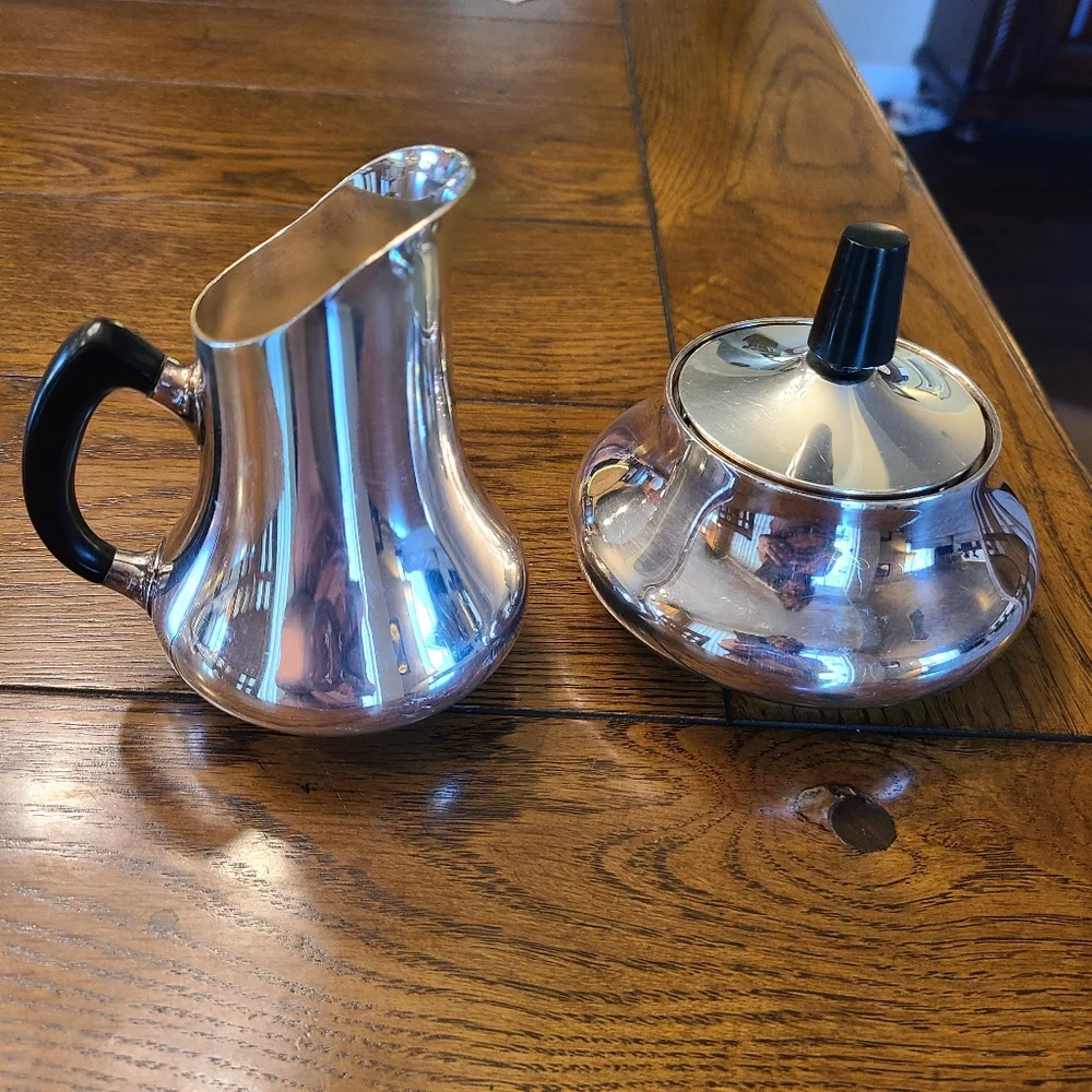 Cohr Hans Peter Jacobsen 1950s creamer and sugar set